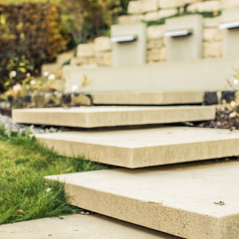 Natursteinmauern & Treppen